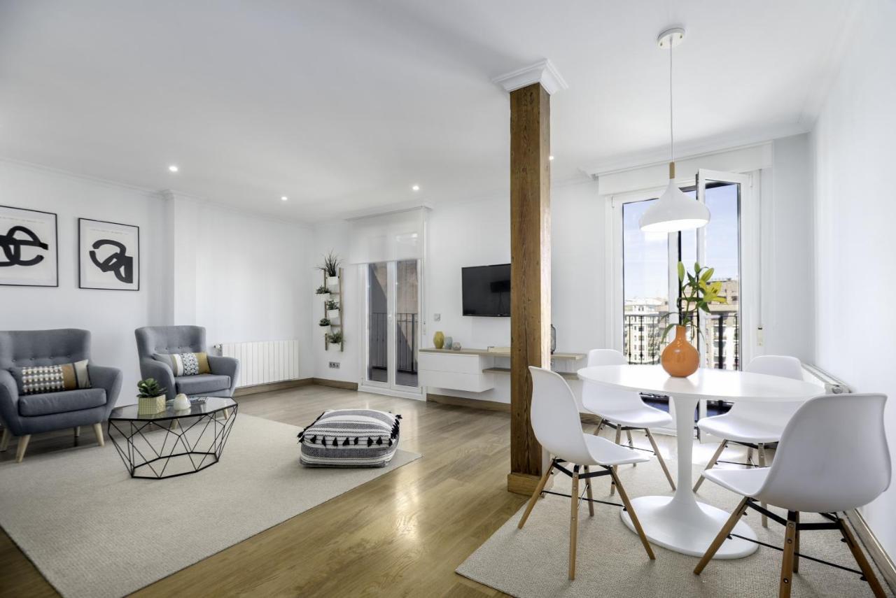 Always Easy I Atico Plaza Appartement *